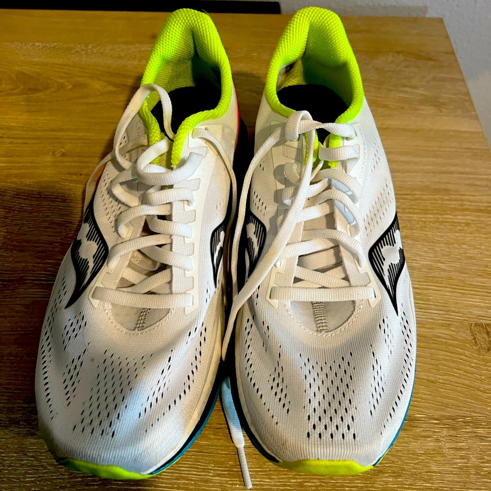 SAUCONY!  New without tags.